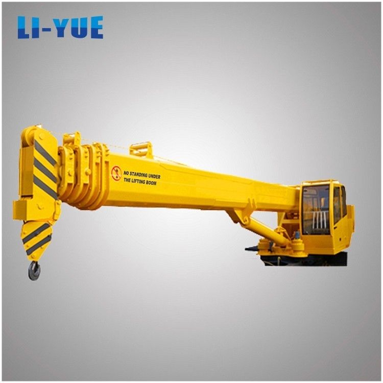 1 - 25 ton yükleme kapasitesi ve özel renk taşınabilir deniz vinci