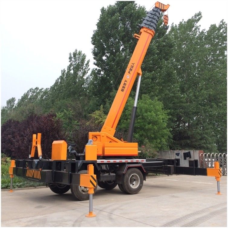 สูงการยกสูงสุด 25-33m 12 ตัน Telescopic Boom เครื่องกระบะรถบรรทุกที่ทําเองสําหรับกระแสภาระภาระสูง