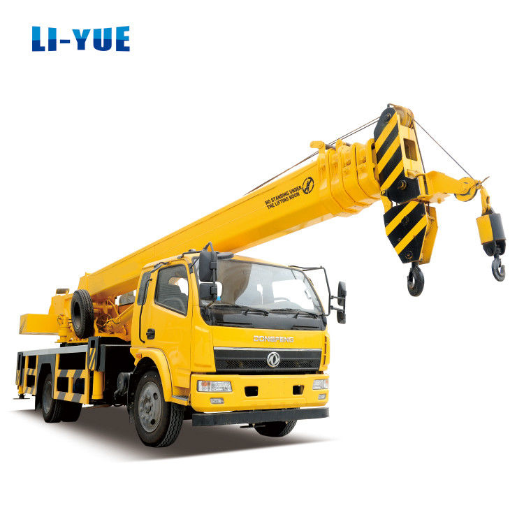 QY16 16 ตัน ความจุ Liyuan ไฮดรอลิก วาล์วรถบรรทุกเครน 34m สําหรับการยกก่อสร้าง