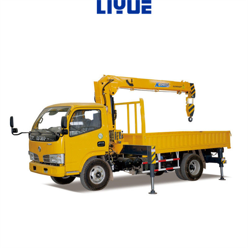 11.5m Max. Tinggi Angkat 4 Ton Truk dipasang Crane untuk operasi yang aman dan lancar