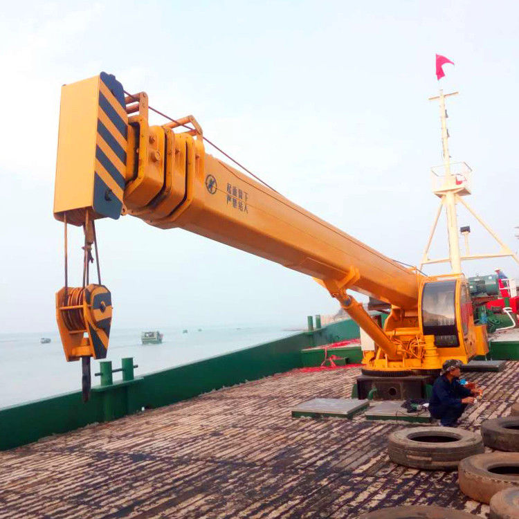 Kualitas Tinggi Pabrik Langsung Marinir lurus Boom Crane 25 ton Hydraulic Ship Crane
