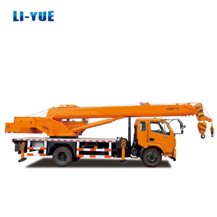 Đàn cẩu gắn thủy lực 6 tấn cho công việc xây dựng Boom Length 26m Đàn cẩu xe tải di động