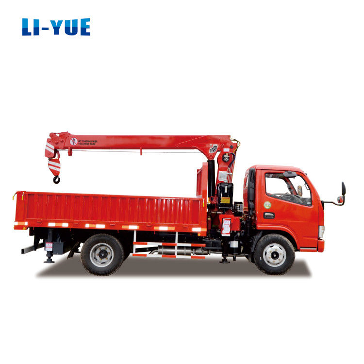 Euro 2 Emisyon Standartı ve 12.8m Max. kaldırma yüksekliği ile 5 tonluk Teleskopik Boom Lorry Crane Truck