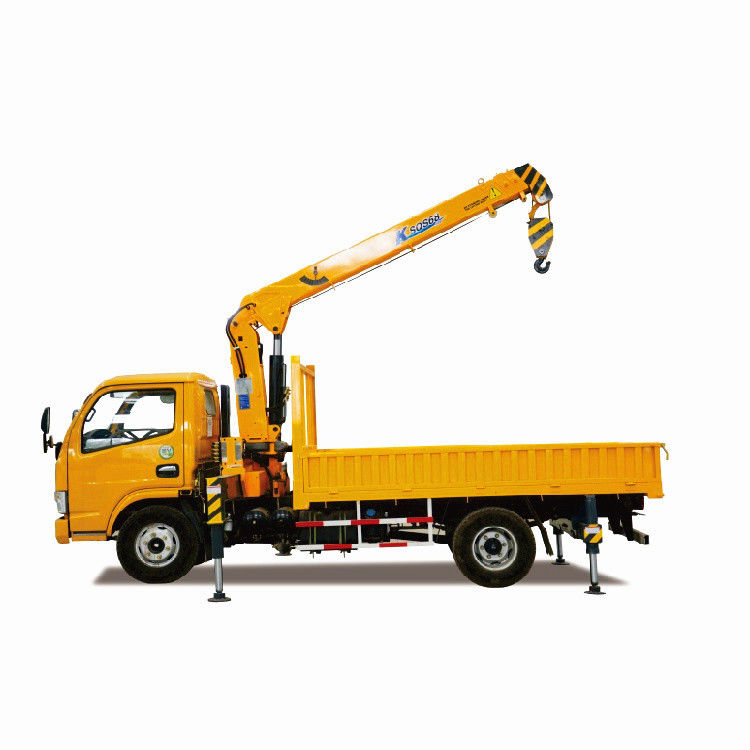 5 Tons Telescoping Boom Truck Mounted Crane Để bán 4 * 2 Xe tải với cần cẩu